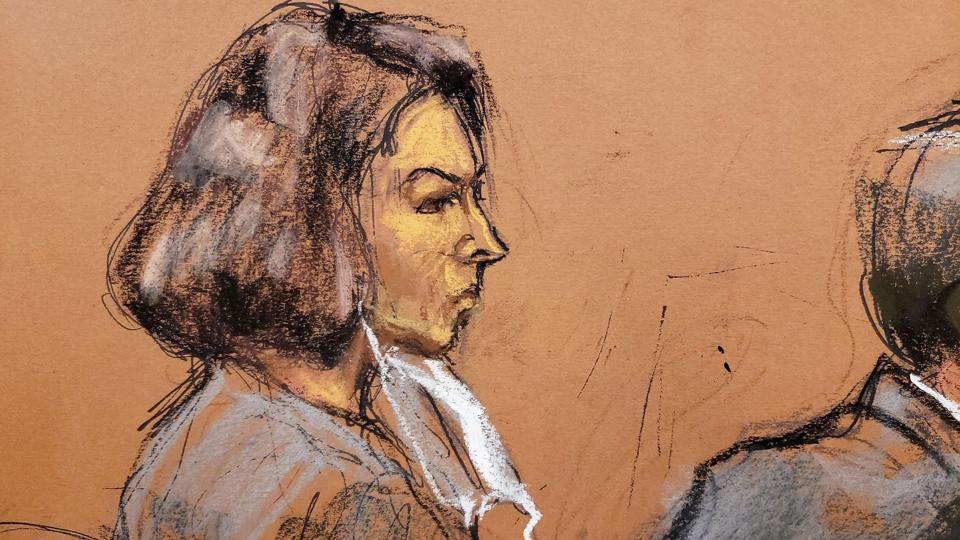 Jeffrey Epsteins ekskæreste Ghislaine Maxwell blev 30. december 2021 kendt skyldig i at have hjulpet den afdøde finansmand med at misbruge helt unge piger. Fredag afviser en dommer at lade sagen gå om. (Arkivfoto). <i>Jane Rosenberg/Reuters</i>
