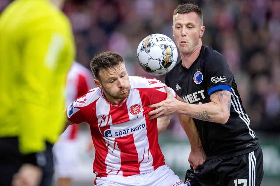 Kristoffer Pallesen fra AaB i søndagens opgør mod FCK på Portland Park i Aalborg. <i>Foto: Lars Pauli</i>