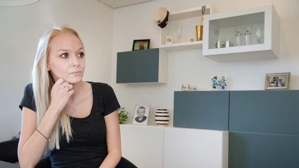 Julie Skjønnemann Strube lider af Spinal muskelatrofi type 3 - en type af muskelsvind. Foto: Hans Ravn <i>Hans Ravn</i>
