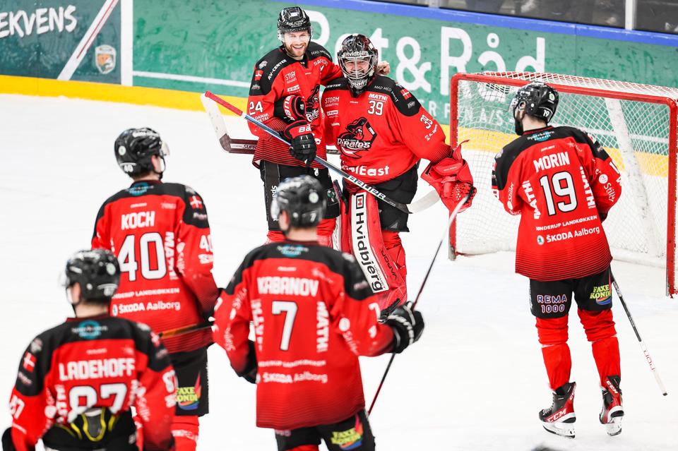 Aalborg Pirates vandt mandag aften den fjerde semifinale i slutspillet mod Odense Bulldogs i Spar Nord Arena i Odense. <i>Foto: Claus Søndberg</i>
