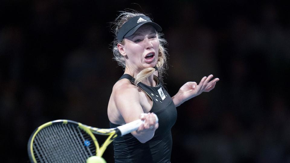 Fra første duel efterlod Caroline Wozniacki ingen tvivl om, at hun havde i sinde at gå efter sejren i sin sidste tenniskamp, som var mod hendes tyske veninde Angelique Kerber. <i>Liselotte Sabroe/Ritzau Scanpix</i>