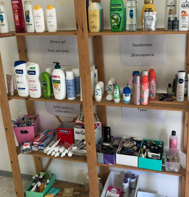 Noget af det meget efterspurgte er shampoo og cremer, parfume og neglelak. <i>Privatfoto</i>