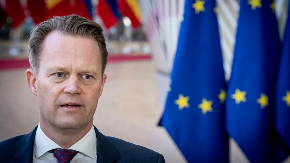 I mandags rykkede udenrigsminister Jeppe Kofod også ud med en garanti om, at hvis EU på et tidspunkt omdanner forsvarssamarbejdet – så Danmark pludselig kan være direkte forpligtet til at deltage i militære missioner – ja, så vil det udløse en ny folkeafstemning. <i>Foto: Mads Claus Rasmussen/Ritzau Scanpix</i>