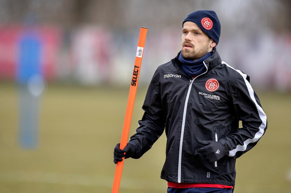 Iver Fossum er i øjeblikket i gang med sin sjoveste periode i AaB. <i>Foto: Lars Pauli</i>