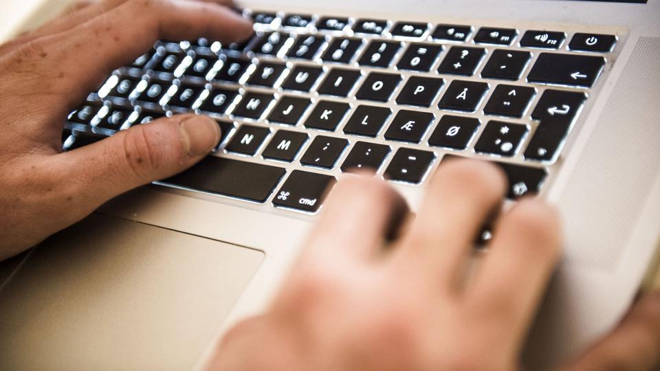 Der ligger tusindvis af data om danskerne i offentlige registre. Når data samkøres ved hjælp af computeralgoritmer, taler man også om brug af kunstig intelligens. (Genrefoto). <i>ólafur Steinar Gestsson/Ritzau Scanpix</i>