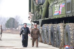 Kim Jong-un lover at booste Nordkoreas atomarsenal