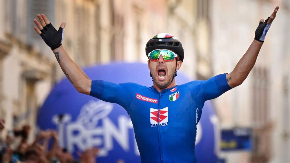 EM-triumfen var blot en af Sonny Colbrellis otte sejre i 2021. <i>Alberto Pizzoli/Ritzau Scanpix</i>