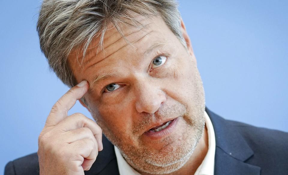 Tyskland "betaler en pris" for at støtte Ukraine i krigen mod Rusland, siger Robert Habeck. <i>Kay Nietfeld/Ritzau Scanpix</i>