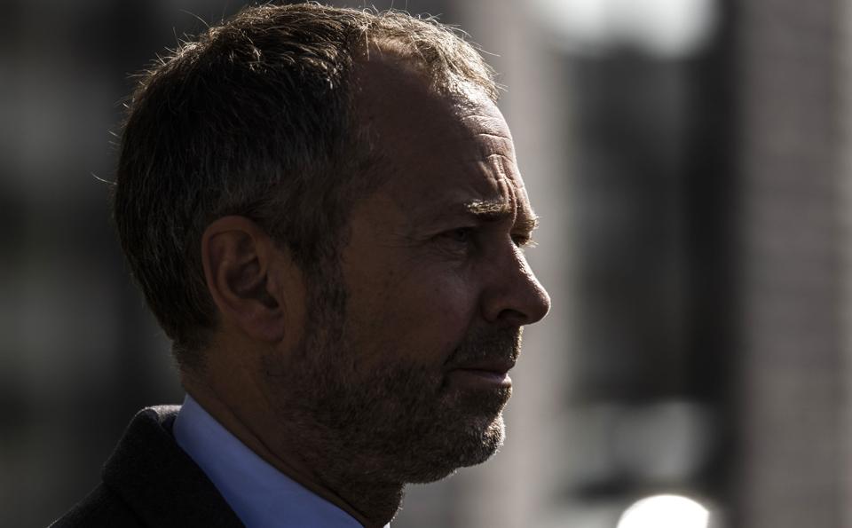 Advokat Boris Frederiksen har sammen med kollegaen Steffen Sværke ført sagen for det offentlige mod advokatselskabet Bech-Bruun. Efter dommen torsdag mødte han journalister ved landsrettens bygning. <i>ólafur Steinar Rye Gestsson/Ritzau Scanpix</i>
