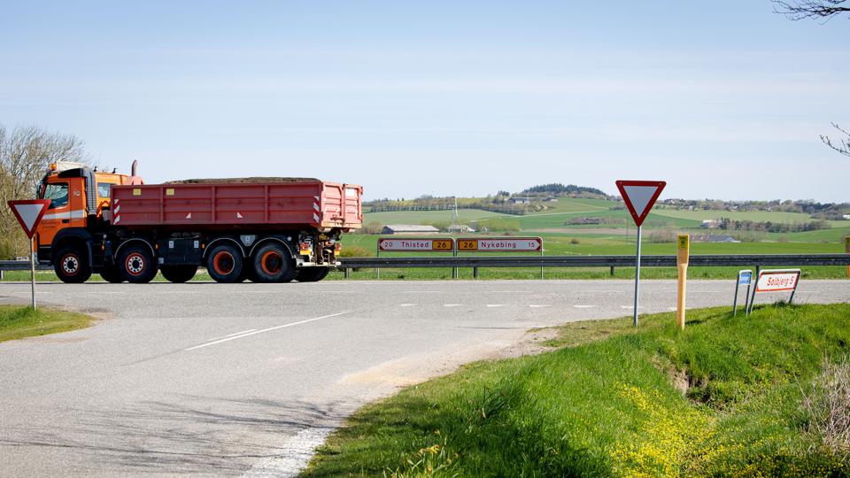 Lastbilers tanke er blevet eftertragtet mål for tyve, efter at brændstofpriserne er steget markant. <i>Arkivfoto: Bo Lehm</i>