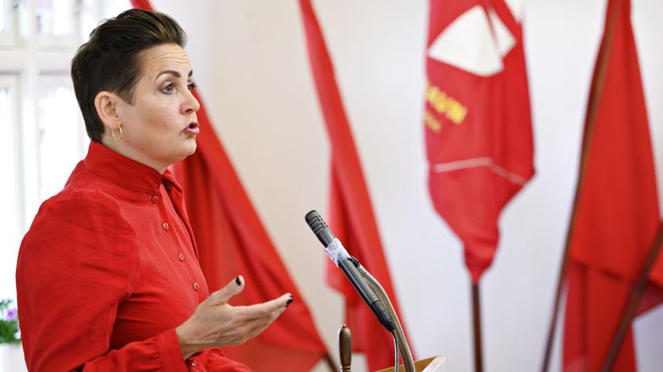 Tidligt søndag holdt SF-formand Pia Olsen Dyhr tale hos 3F i Kastrup. <i>Philip Davali/Ritzau Scanpix</i>