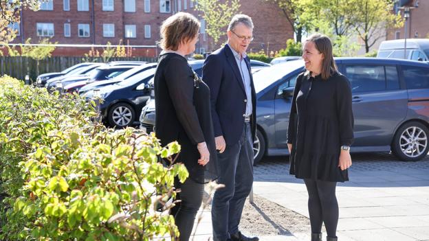 Borgmester Mikael Klitgaard tog imod ministeren. <i>Foto: Bente Poder</i>