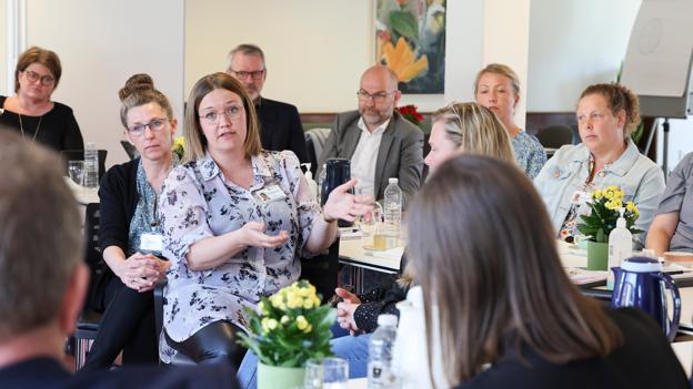 Mere tid til omsorg og nærvær i ældreplejen var på dagsordenen, og medarbejdere - her fra Jammerbugt Kommune - bød ind med konkrete eksempler på bureaukratiske benspænd i hverdagen. <i>Foto: Bente Poder</i>