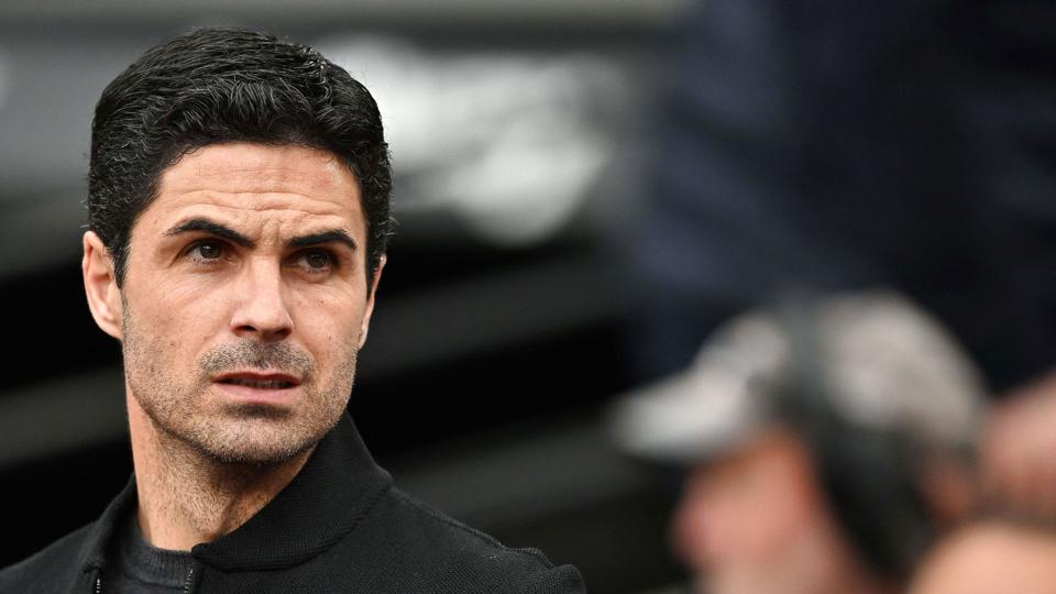 Mikel Arteta agerede midtbanespiller for Arsenal fra 2011 til 2016. Efter spillerkarrieren blev han hyret som assistent til Manchester Citys manager Pep Guardiola, inden han overtog jobbet som manager i Arsenal. <i>Ben Stansall/Ritzau Scanpix</i>