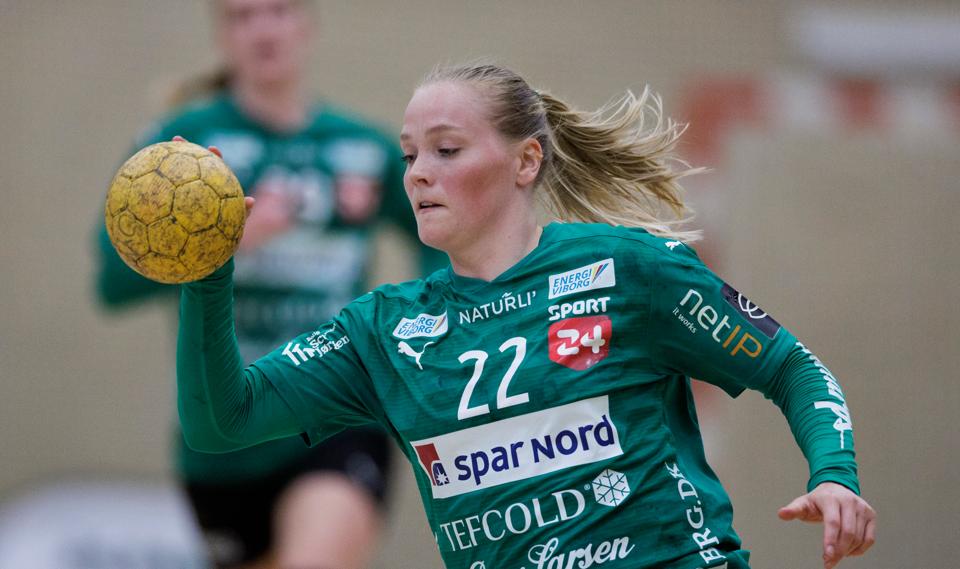 Lærke Nolsøe, der stammer fra Aalborg, leverede syv scoringer, og hun var en af de få Viborg-profiler, der holdt et konstant højt niveau i pokalkampen mod EH Aalborg.  <i>Foto: Henrik Bo</i>
