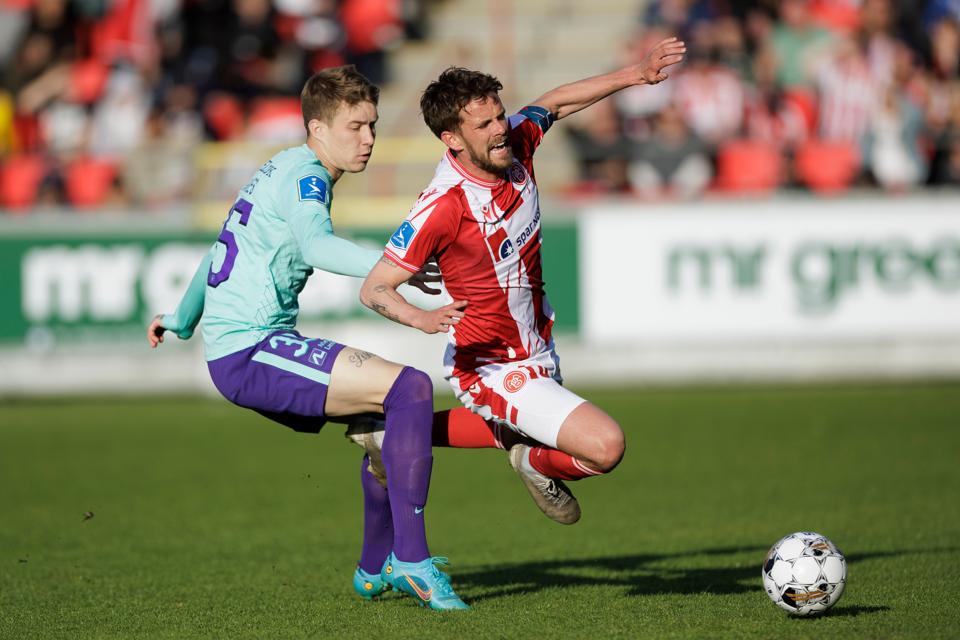 Lucas Andersen spillede bare syv kampe i sidste sæson, så AaB-anføreren håber, at det i den kommende sæson bliver til langt flere optrædener. <i>Arkivfoto: Henrik Bo</i>