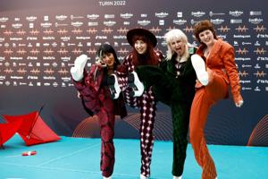 Gruppen Reddi sparker Eurovision i gang med vanvittig oplevelse