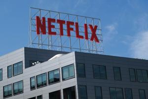 Medie: Netflix indfører reklamer inden årets udgang