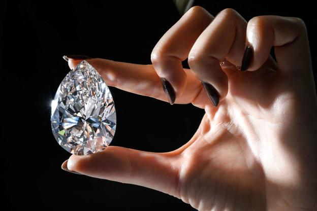 Logro Antecedente artículo Stor diamant skuffer en smule med pris på 132 millioner kroner |  Nordjyske.dk