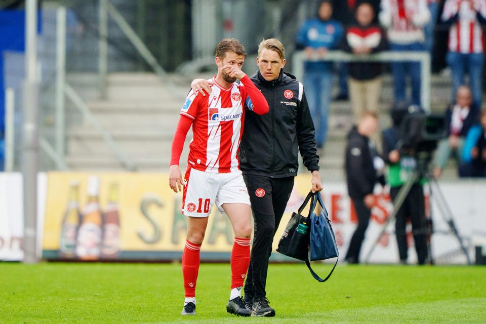 Lucas Andersen lod sig udskifte otte minutter inde i anden halvleg af onsdagens kamp mod Randers FC. <i>Foto: Bo Amstrup/Ritzau Scanpix</i>