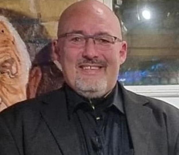 Mogens "Mugge" Kiærbye Nielsen kalder sig hellere servicemedarbejder end dørmand og ønsker at sikre, unge under 18 år ikke ender med pletter på straffeattesten. <i>Privatfoto</i>