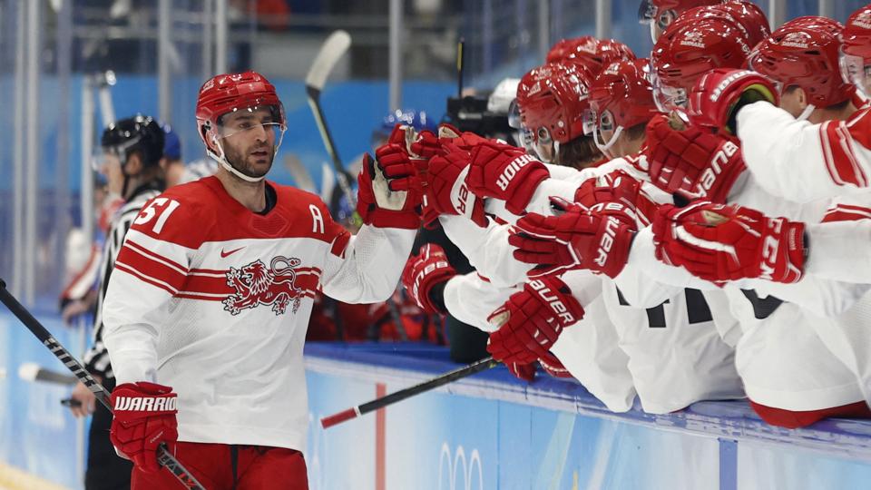 Frans Nielsen har haft nogle festlige måneder på isen. Først var han til OL med Danmark, derefter vandt han det tyske mesterskab. Nu håber han på VM-succes som karriereafsked. <i>David W Cerny/Reuters</i>