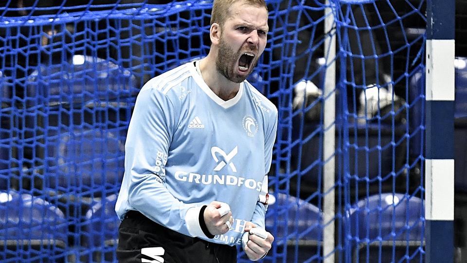 Johan Sjöstrand stod ingen prangende kamp, men var med tre redninger i slutfasen afgørende, da Bjerringbro-Silkeborg sikrede adgang til DM-semifinalerne (Arkivfoto). <i>Ernst Van Norde/Ritzau Scanpix</i>