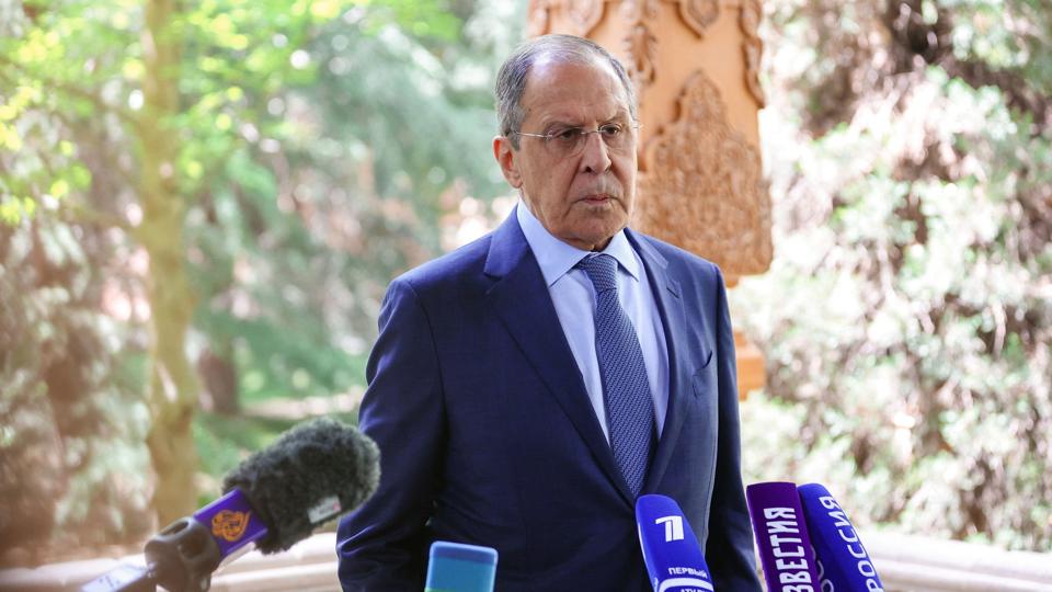 Vesten er parat til at modsætte sig Rusland lige til den sidste ukrainer, mener Ruslands udenrigsminister, Sergej Lavrov. (Arkivfoto) <i>Russian Foreign Ministry/Reuters</i>