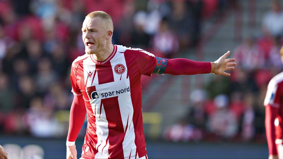 Rasmus Thelander har muligvis spillet sin sidste kamp for AaB efter sin udvisning mod Brøndby. <i>Henning Bagger/Ritzau Scanpix</i>