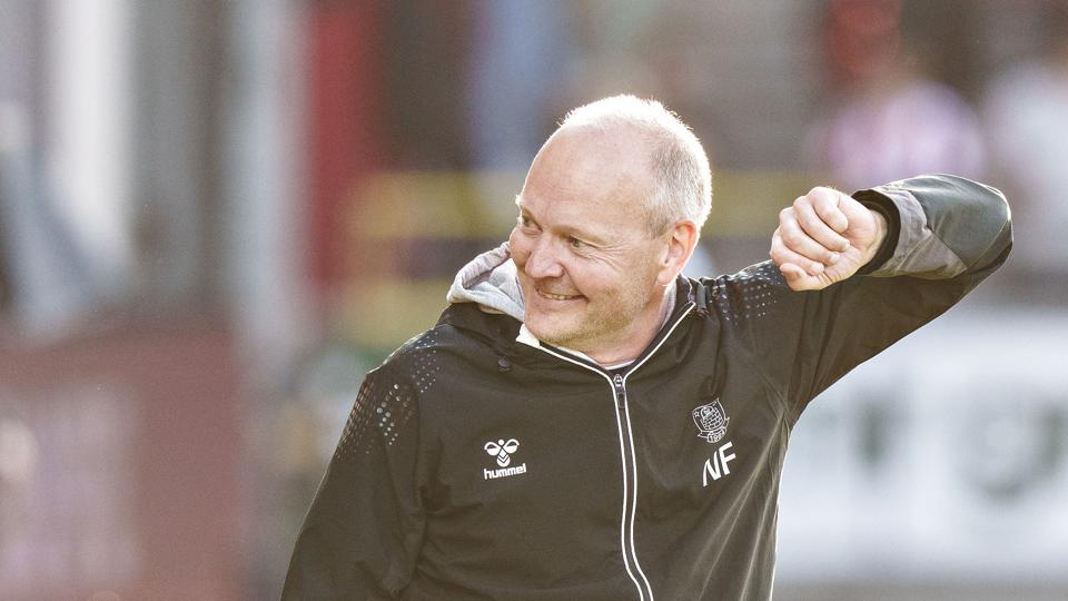 Efter ti kampe uden sejr kunne Niels Frederiksen og Brøndby søndag juble over 3-1 over AaB. <i>Henning Bagger/Ritzau Scanpix</i>
