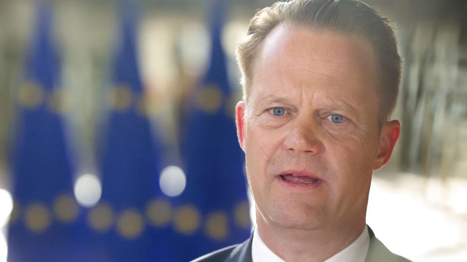 Rusland bør medvirke til at betale for genopbygningen i Ukraine. Det siger udenrigsminister Jeppe Kofod (S). <i>Olivier Matthys/Ritzau Scanpix</i>