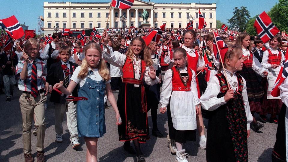 Der kommer pølser på bordet, når Norge fejrer nationaldag tirsdag 17. maj. (Arkivfoto). <i>Bjoern Sigurdsoen/Ritzau Scanpix</i>