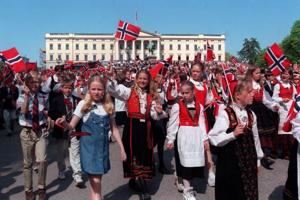 Norge fejrer nationaldag med 13 millioner pølser