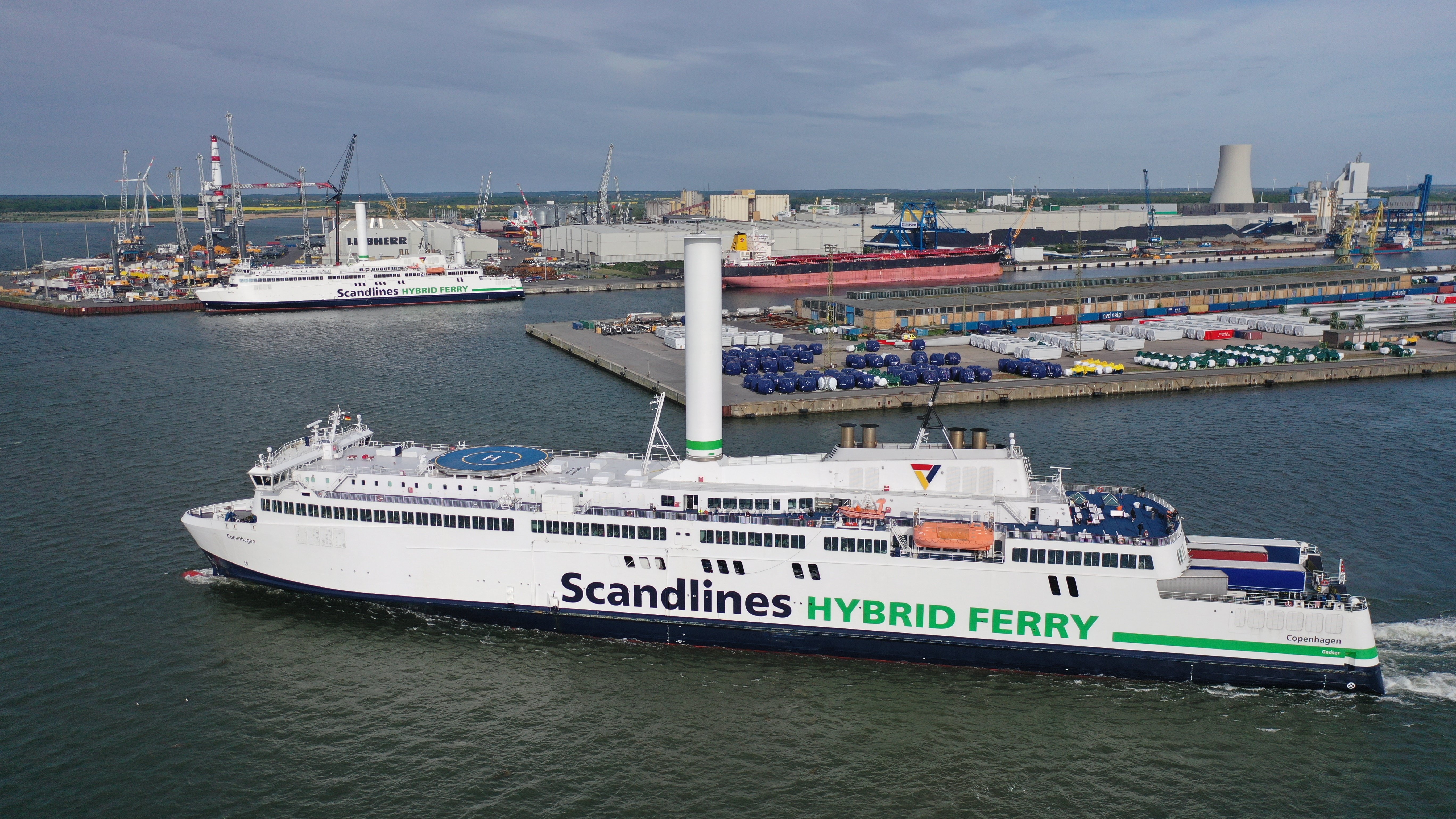 Hjelm skruenøgle Endelig Scandlines har nu rotorsejl på begge sine Gedser – Rostock-færger