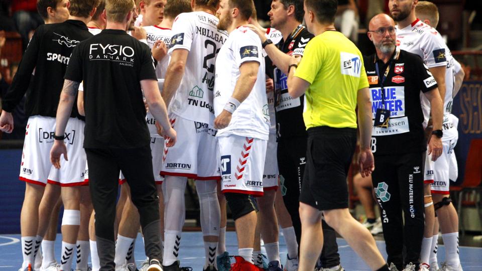 I det første af to opgør i Champions League-kvartfinalen vandt Veszprem 36-29 over Aalborg Håndbold. Skal Aalborg avancere til Final 4, skal holdet vinde med minimum syv mål i returopgøret på hjemmebane. <i>Sportxpress/Ritzau Scanpix</i>