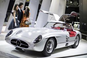 Mercedes fra 1955 er solgt for over en milliard kroner