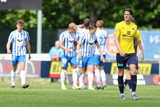 Det var tydeligt, at Mathias Nygaard var skuffet ved den første af Esbjergs scoringer. <i>Foto: Bente Poder</i>