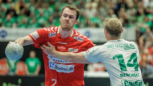 Felix Claar er ikke i tvivl om, at hjemmebanen kan blive helt afgørende for udfaldet af den kommende semifinale mod Bjerringbro-Silkeborg. <i>Foto: Martin Damgård</i>