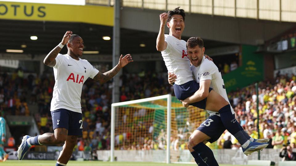 Son Heung-min scorede to mål for Tottenham i holdets 5-0-sejr over Norwich, som sikrede holdet en plads i Champions League. <i>Paul Childs/Ritzau Scanpix</i>