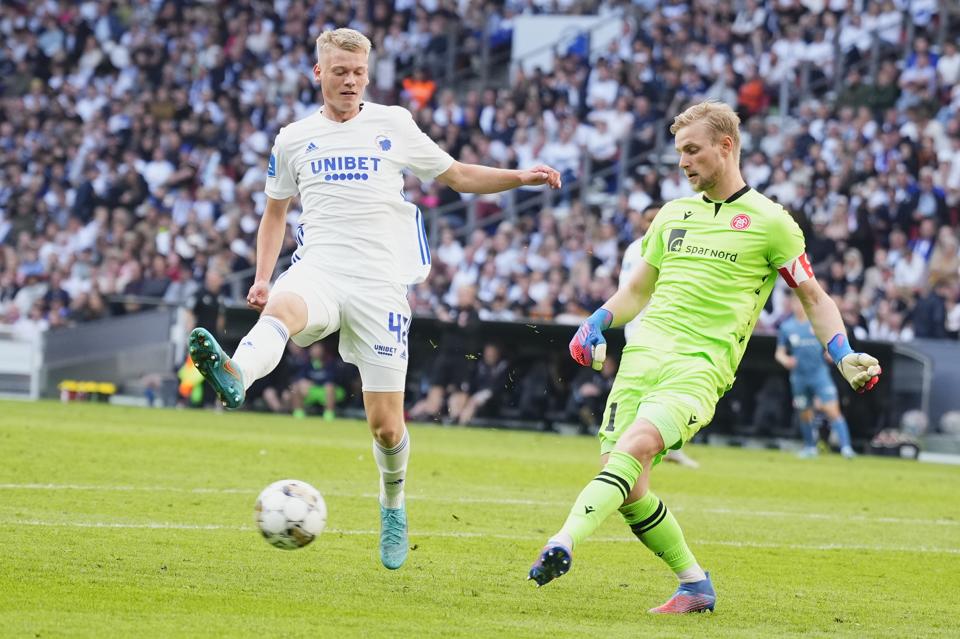 Jacob Rinne og holdkammeraterne var ikke i nærheden af point mod FC København. <i>Foto: Martin Sylvest/Ritzau Scanpix</i>