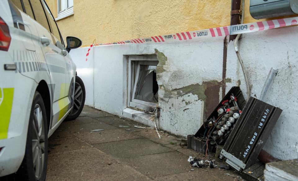 Husene i Jerslev fik skader efter påkørslen. <i>Foto: Jan Pedersen</i>