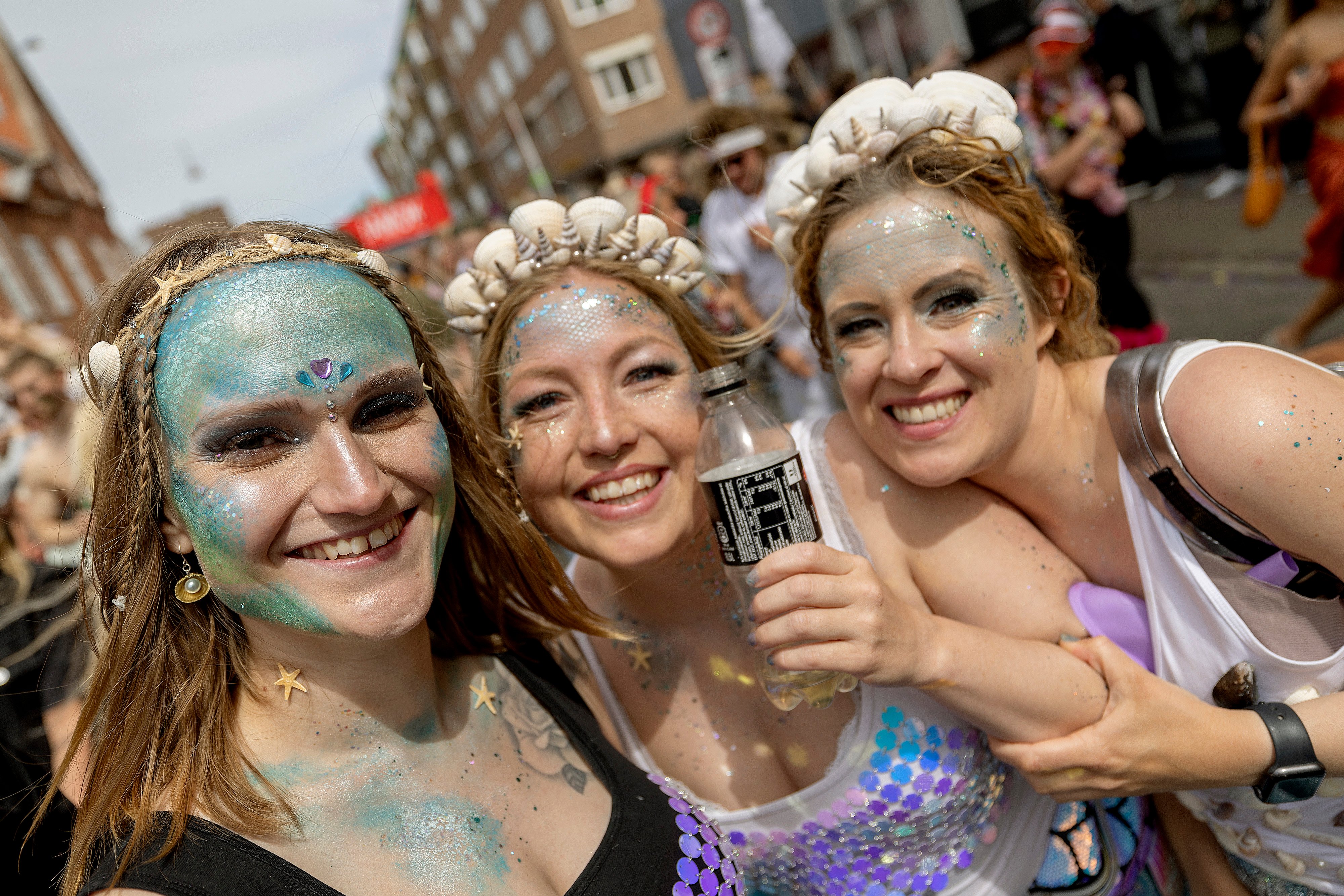 Kan du finde dig selv til karneval? Prøv her i en 360 graders video