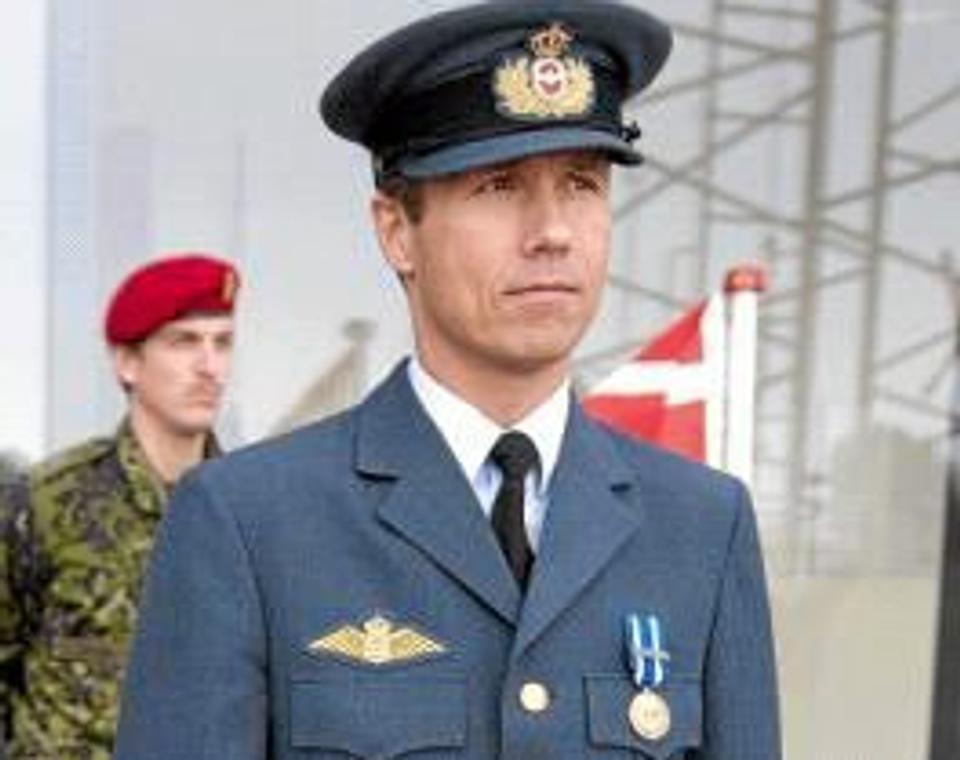 Oberstløjtnant Martin Aarestrup Friis mener, at der er mange argumenter for at bevare Flyvestation Aalborg. Arkivfoto