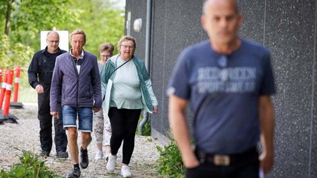 Vejen til valgstedet Thy Hallen er lang og trang her første gang, mens der fortsat bygges på kompleksets udvidelse. <i>Foto: Bo Lehm</i>