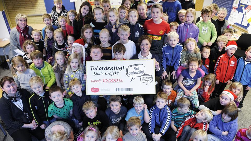 Det kan godt være, de taler pænt, men fotografen havde alligevel sit hyr med at få ro på tropperne. Foto: Michael Bygballe <i>Michael Bygballe</i>