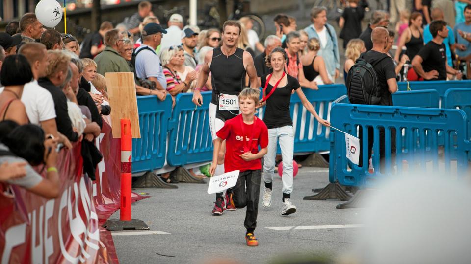 Morten Sandlykke - her under et andet maratonløb - var mandag til stede nær bomberne i Boston.Privatfoto.