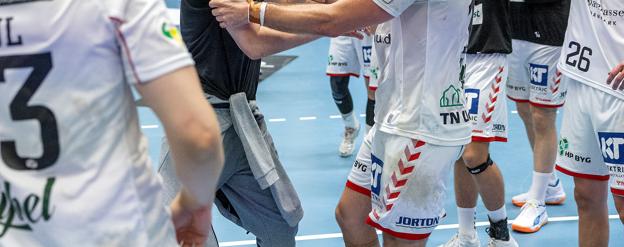 Jublen var til at få øje på blandt Aalborg-spillerne efter kampen og finalepladsen. <i>Foto: Lars Pauli</i>