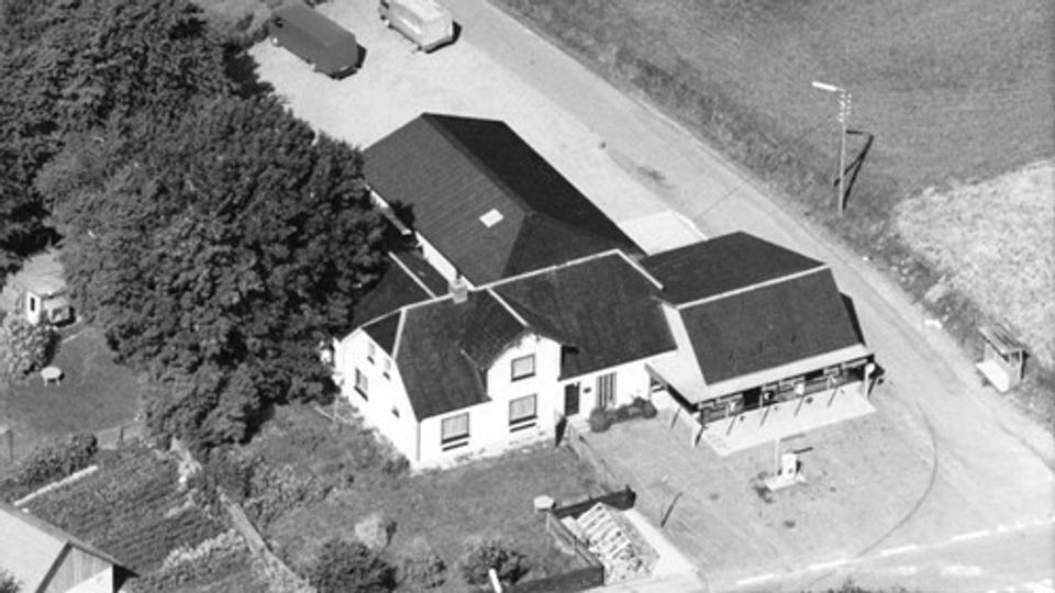 St. Ajstrup Brugsforening Køkken og Hvidevare bestod for mange år siden af en lille brugs ude på landet. Nu tjener de millioner som aldrig før. <i>Arkivfoto: St. Ajstrup Brugsforening Køkken og Hvidevare</i>