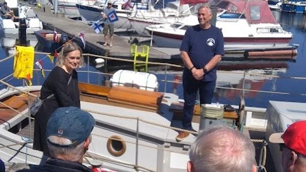 Ida Rytter, selv tidligere formand for bådelauget og enke efter laugets første formand og stifter, lods og skipper Jesper Schlotfeldt, navngav "Gøl Gjøl" <i>Privatfoto</i>