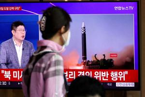 Nordkorea affyrer otte missiler kort efter amerikansk øvelse